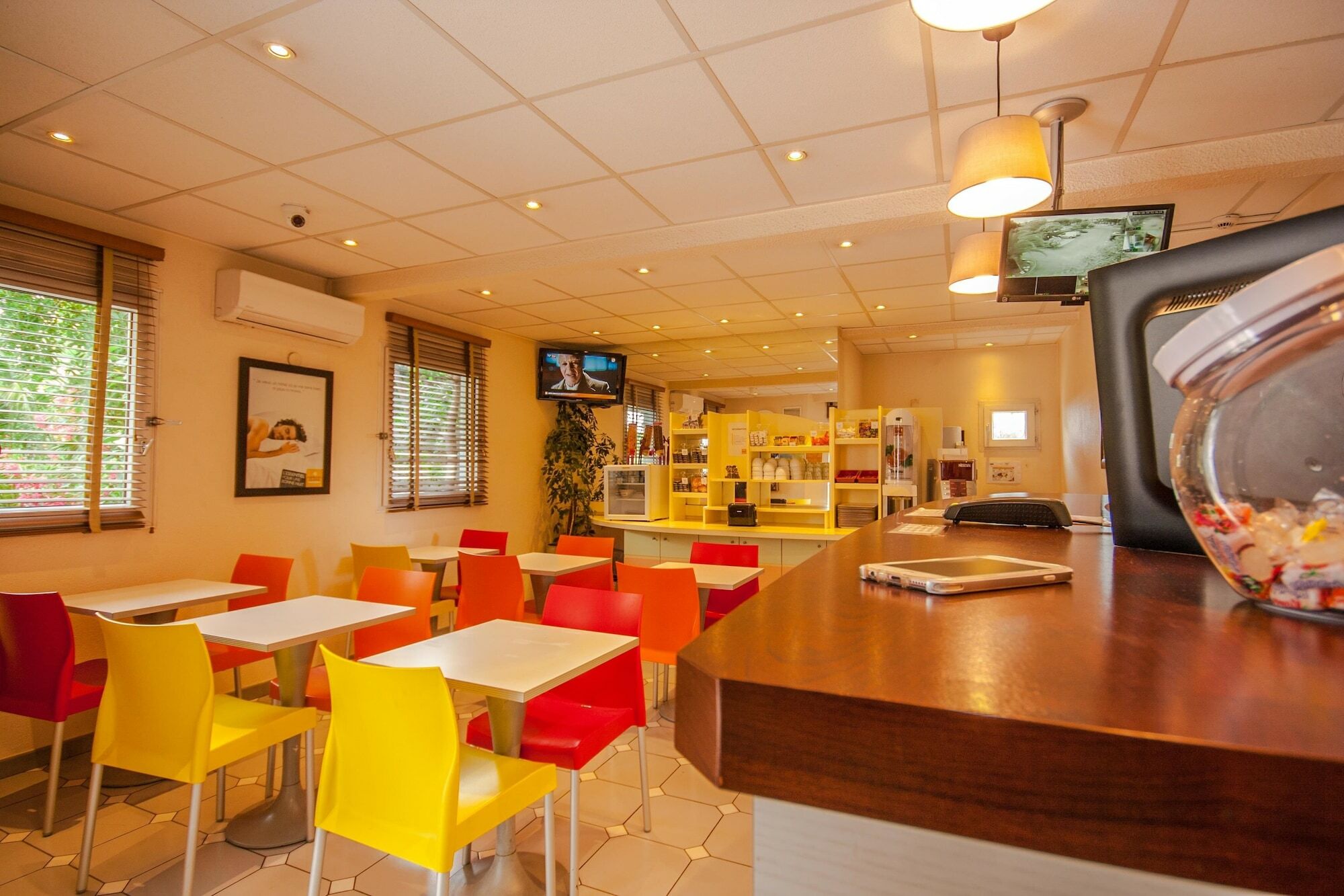 Greet Hotel Montpellier Aeroport Parc Des Expos Могио Экстерьер фото